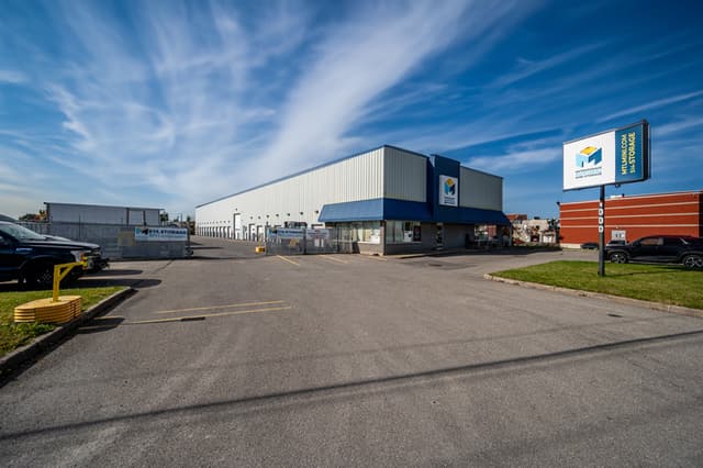 Montreal Mini-Storage - La Prairie